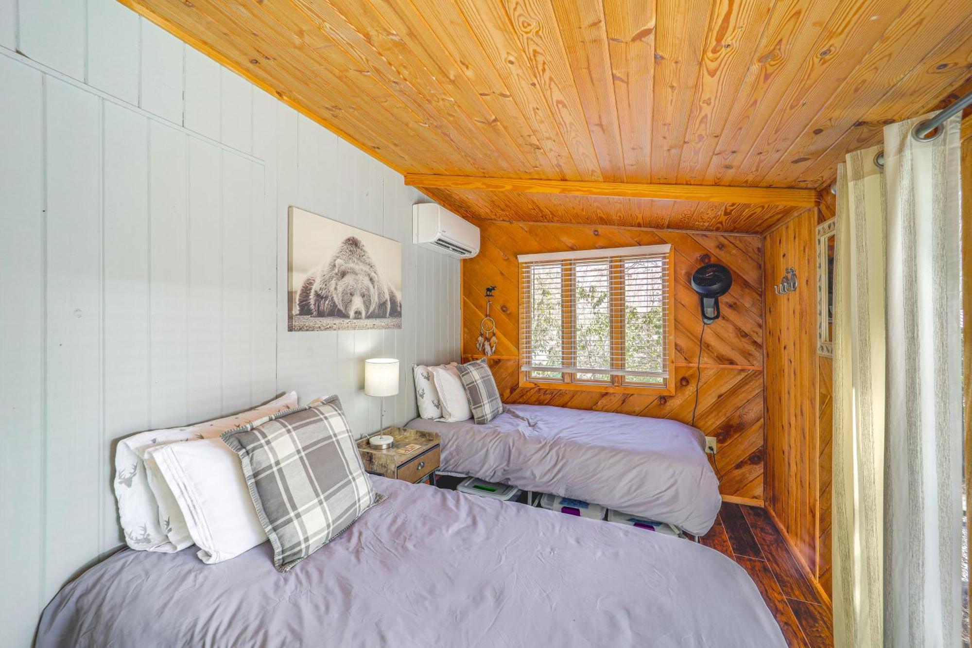 Rustic Newland Cabin With Deck By Lake And Trails! Exterior foto